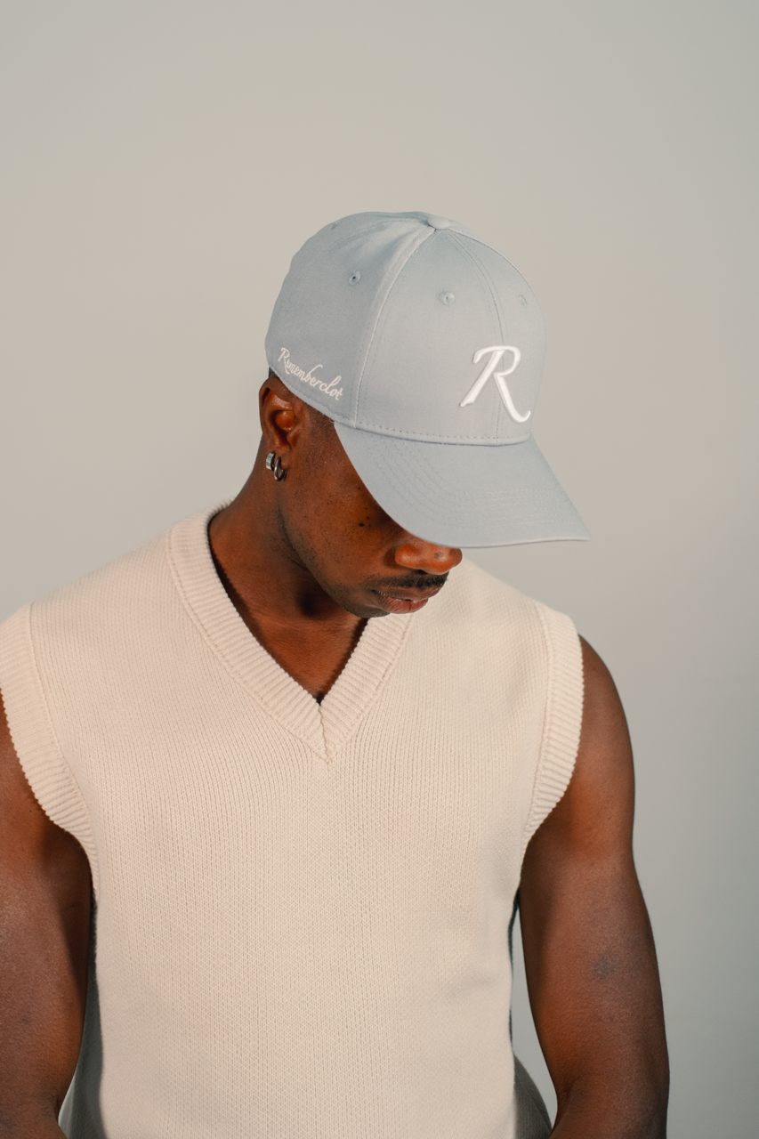 GREY BASEBALL CAP